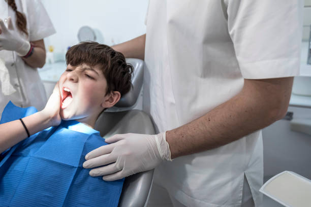 Best Emergency Tooth Extraction in Gardendale, TX